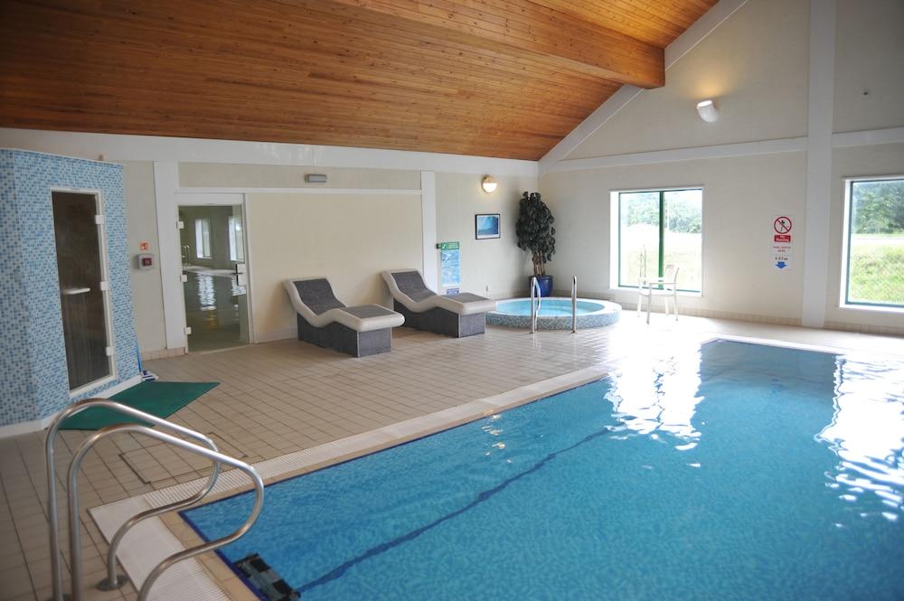 Best Western Plus Bentley Hotel, Leisure Club&Spa Thorpe on the Hill  Exterior foto